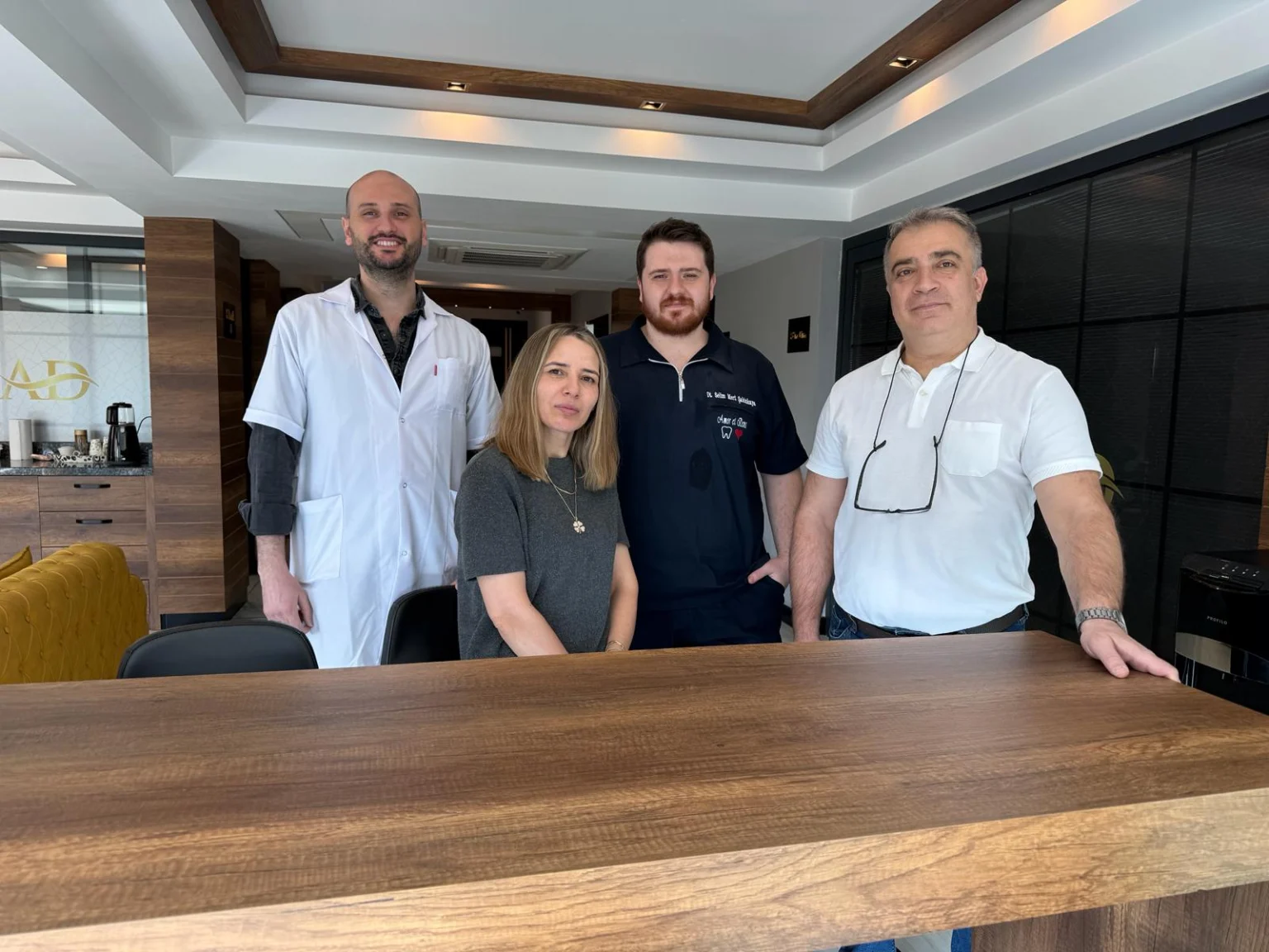 Budynek kliniki Alanya Dental Place w Alanyi